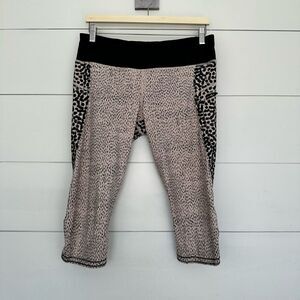 Lululemon Women’s 10 Run Crop Speed Crop Leopard Pants